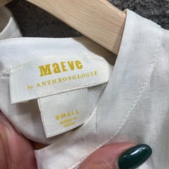 Maeve by Anthropologie top with sequins, size small - Picture 5 of 5